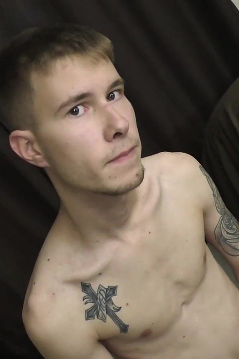 מצטערת רק מביאה אותך עד הלום,