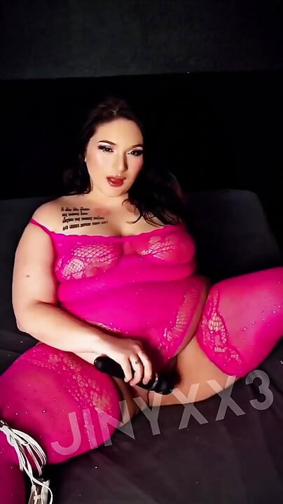 Pink Body szóló