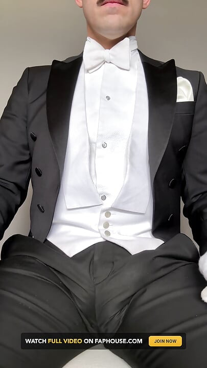 Gentleman in Tails Jerks off Into His Patent Leather Shoes