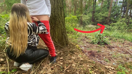 Sexo en el bosque - voyeur mirándonos! ¡Horripilante!