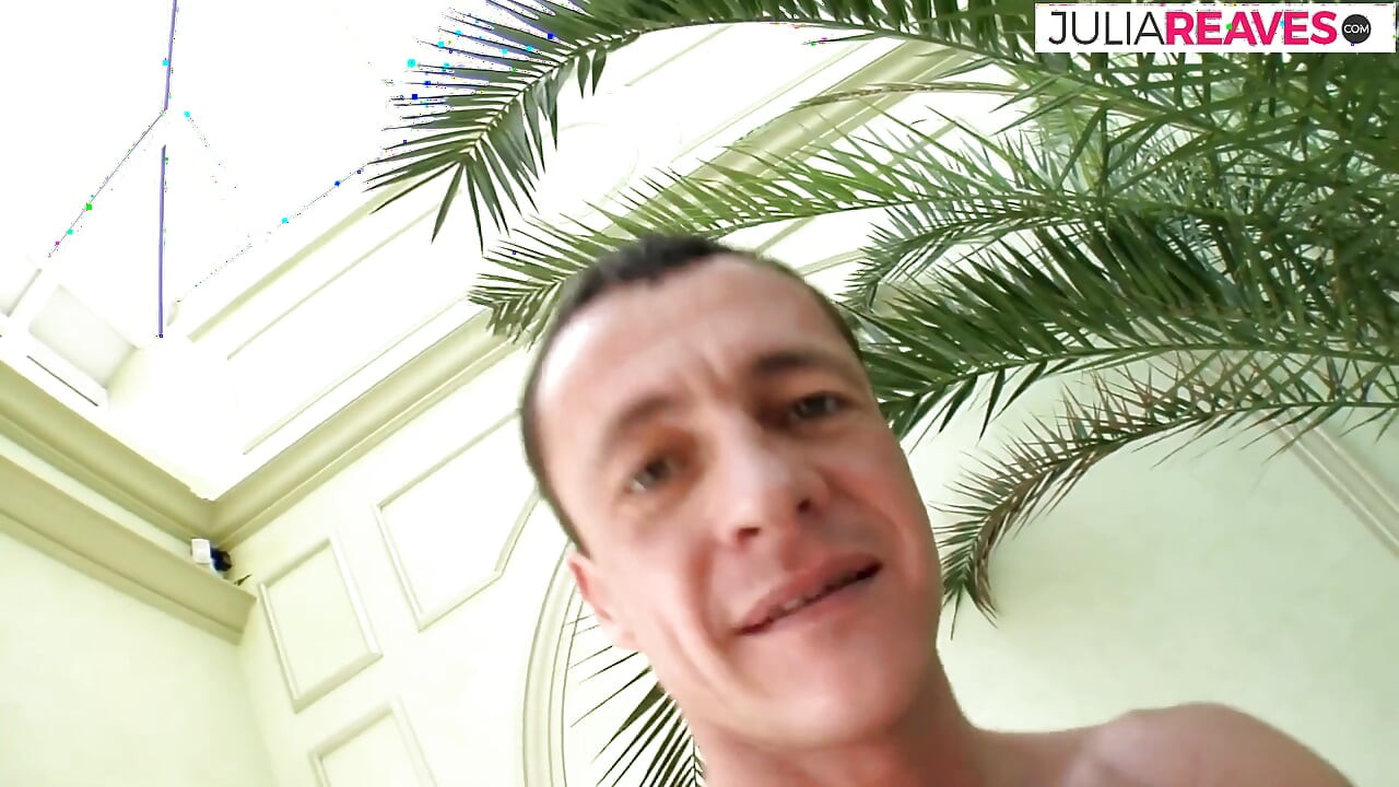 Fetele fierbinți schimbă sperma în gură după un futai dur