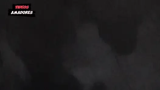 Две лесбиянки принимают душ