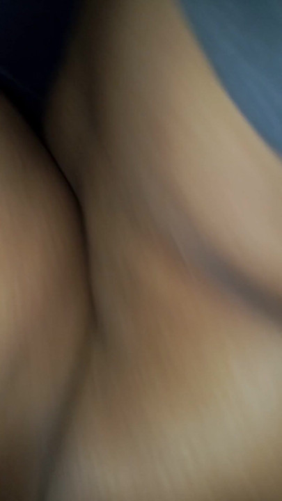 Bangladeshiske Desi MILF kone trekant - Mannen deler hennes våte fitte og rumpe | Klipp 3