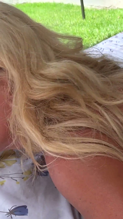 Taylor Vixens Backyard Double Pussy Creaming