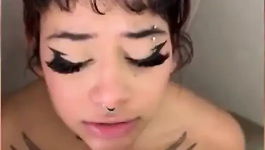 Gotik piliç sikiliyor