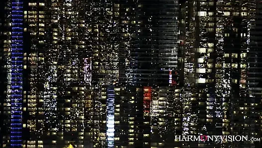 Лесбиянки-любовницы Ash Hollywood и Тиффани Тайлер исследуют себя в горячем нижнем белье.