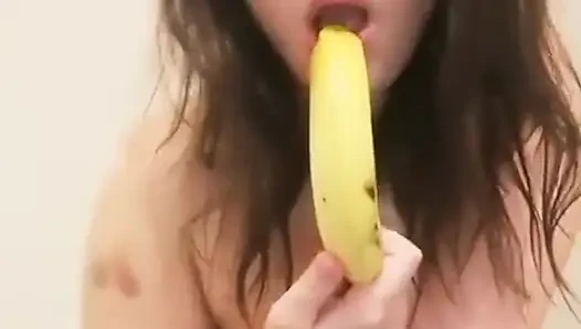 Lutsch banane und masturbieren