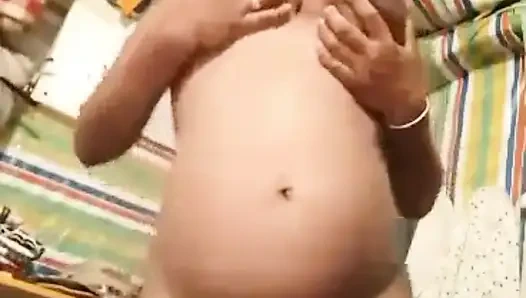 The sexy dance of a black woman