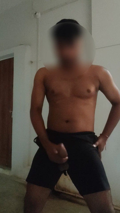 หนุ่มอินเดียควยใหญ่เล่นหนุ่มสุดฮอต