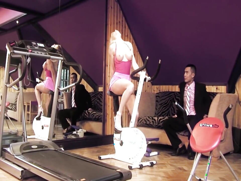 Insatiable Wilds Scene-3_busty Blonde MILF Ends up Having Sex with a Client in the Gym Room