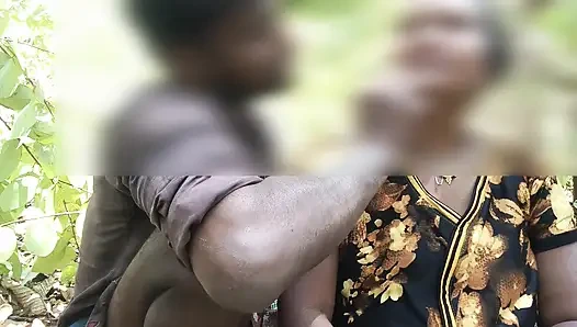 I went to the forest to meet a friend, so I had a lot of fun