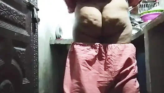 Сексуальный пакистанец сосет хуй его бойфренда