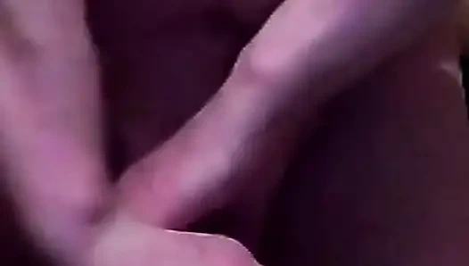 Sahibe emiyor ve döl yutuyor