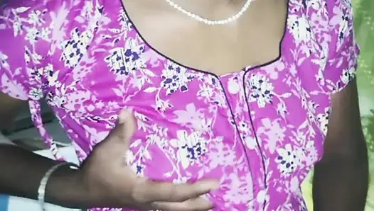 Memek perawan ketat ibu-ibu seksi india (18+) fingering dan masturbasi untuk pertama kalinya di desa