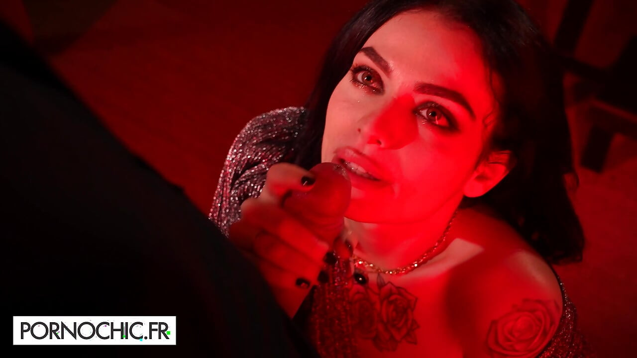 Clara Mia's bondage experience