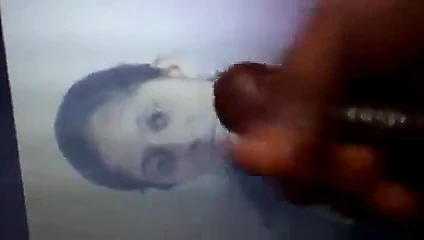 kiran'a saygı duruşu