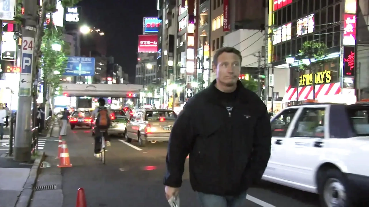 Teen châu Á được đụ trong lồn trẻ của cô ấy