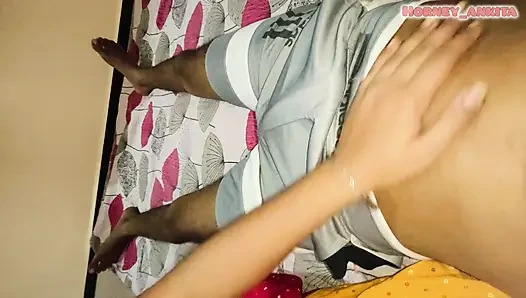 ИНДИЙСКАЯ СЕСТРА ДЕЗИ МАСТУРБИРУЕТ БОЛЬШОЙ ЧЕРНЫЙ ЧЛЕН СВОДНОГО БРАТА XXX