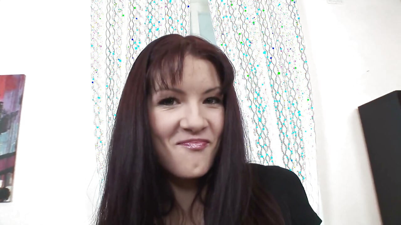 Sexy brunette fucked in casting and her boyfriend knows nothing about it