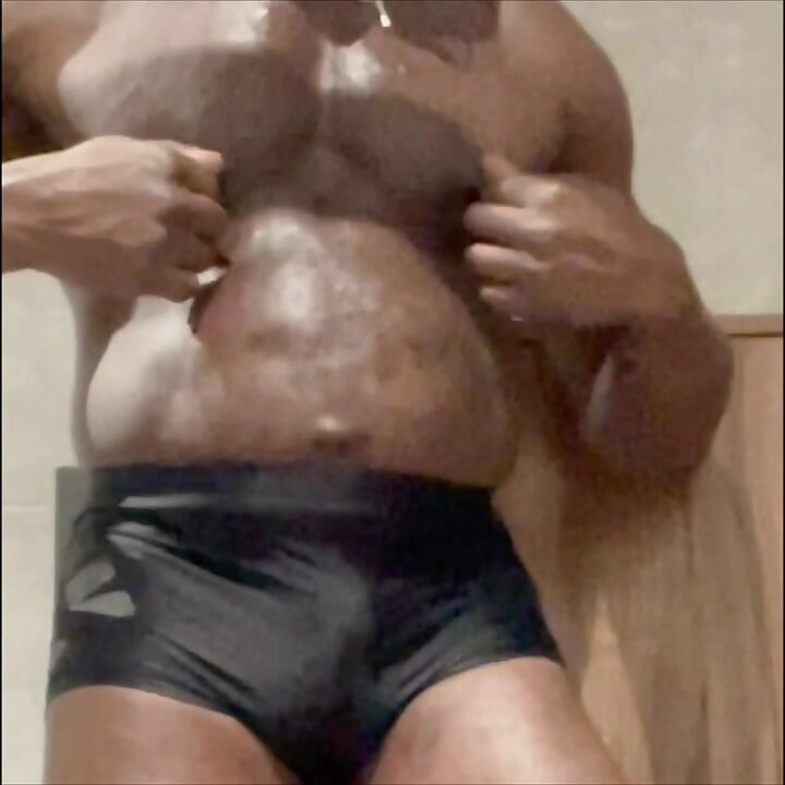 Muscle Butt Toy Wank & Bust