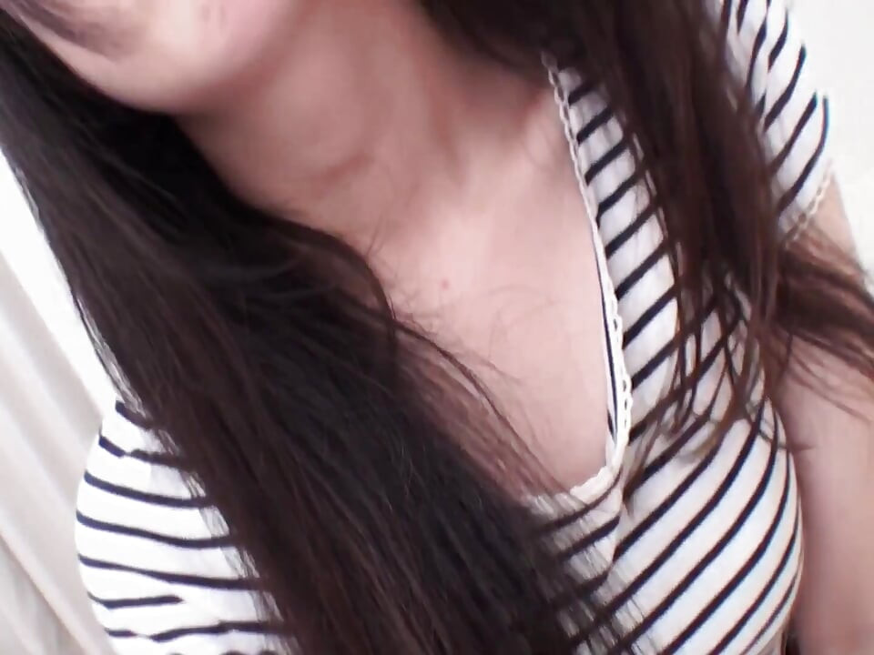Fofa japonesa menina cena 2 fino oriental com peitos pequenos gosta de sua buceta peluda gozada