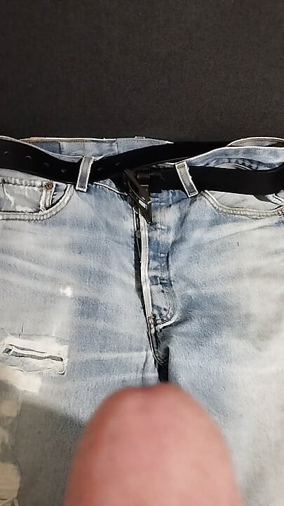 Denim a folosit blugii lui Fetich Levi