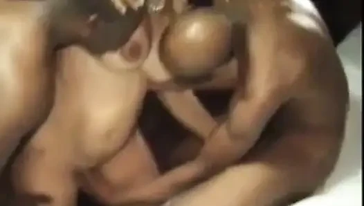 Büyük zenci yarağı bağımlılığı - karım lovec büyük siyah yarak