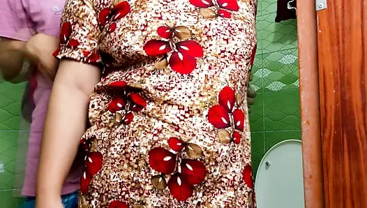 18 yaşındaki azgın üvey kız kardeş üvey erkek kardeşinin yarağını emiyor götten ağza seviyor