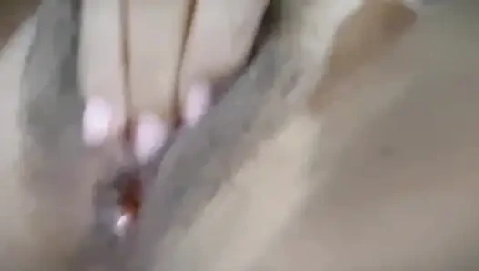 keeps fingering pussy best on feeling