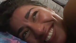 Kedua lubang cewek ini dientot habis-habisan sampai dicrot di dalam