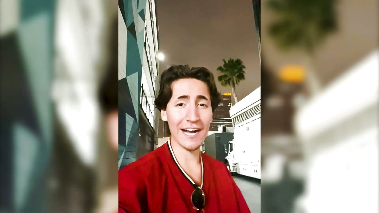 Estrela do tiktok Kane Trujillo aborda seus haters e revela sua paixão por celebridades!