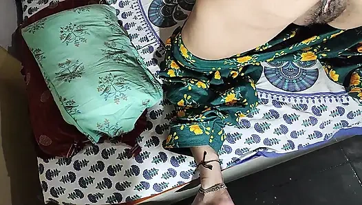 Jiju beni sikmek için evime geldi sert seks Hintçe edepsiz konuşma videosu