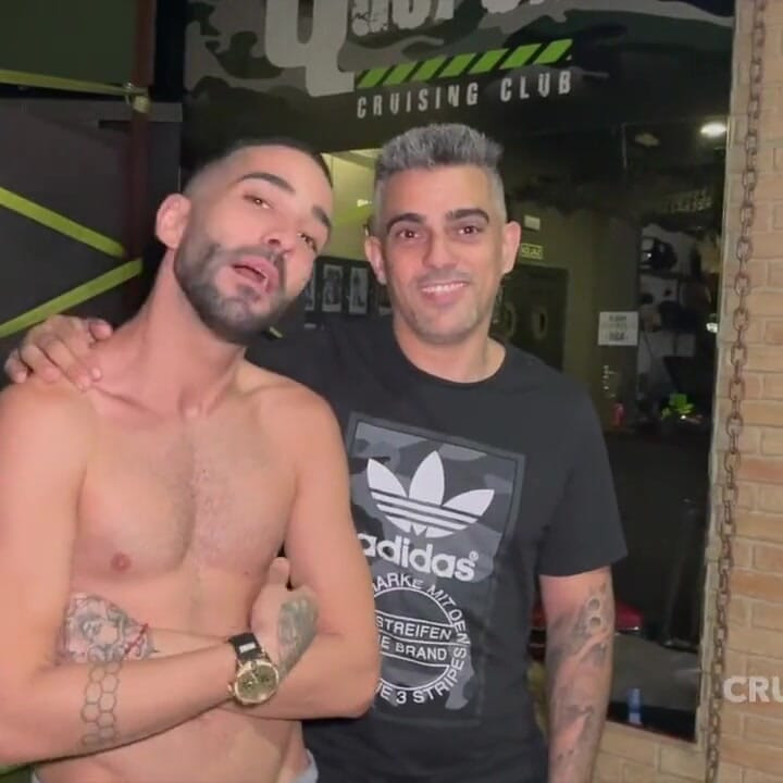 Dangelo used raw by Johny