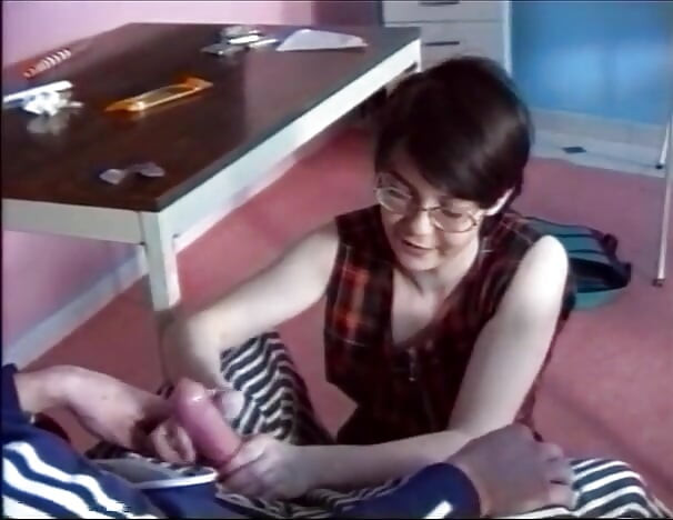 Sexy teen with hairy cunt gets anally drilled in a threesome