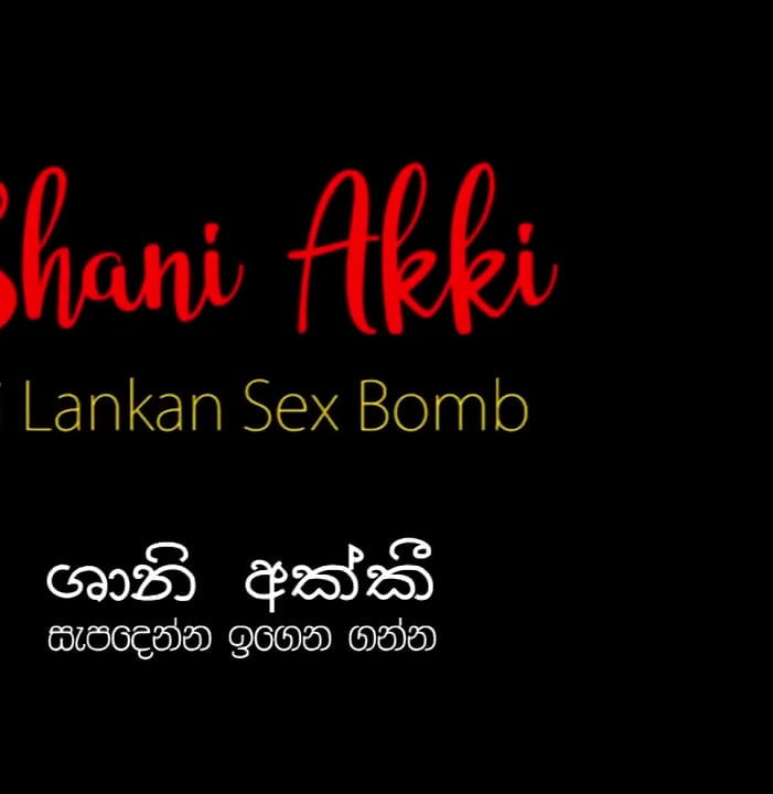 Máy bay bà già Sri lankan khoe cơ thể khỏa thân với người yêu