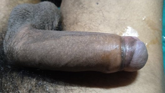 Sexo por primera vez Mi primer sexo Primera vez que mi gran polla sale un enorme escupita.