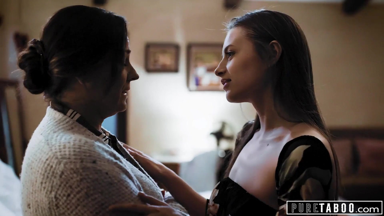 継母と継父と捕まる純粋なタブー、カイラー・クインが参加