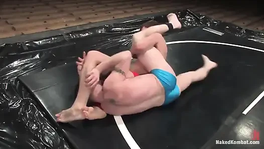 Dean Tucker ve James Hamilton çamur maçı