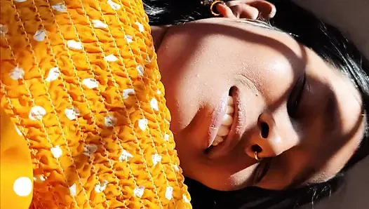 Desi bhabhi sex - Jija Apne pregnant sali ko Shahar ghuma raha hai isliye bhabhi ne aapne chut me jija ko dalne Diya.