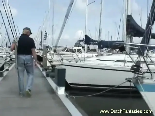 Outdoor,mature,cougar