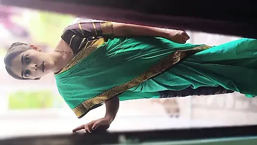 Das indische zimmermädchen in Sari gefickt, volles Hindi sexvideo