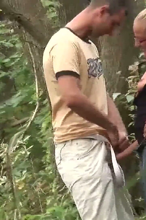 Mature blonde lose to suck on dick