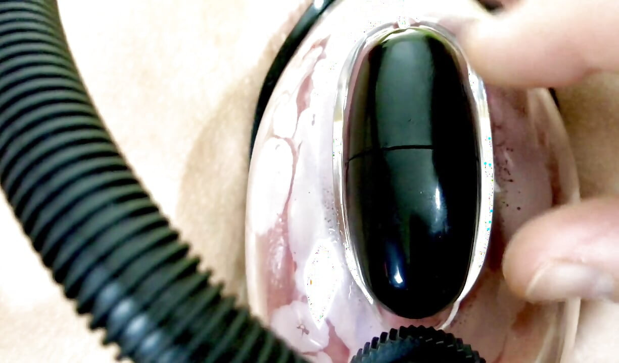 Vaginal Deformation Under the Influence of a Vacuum Pump