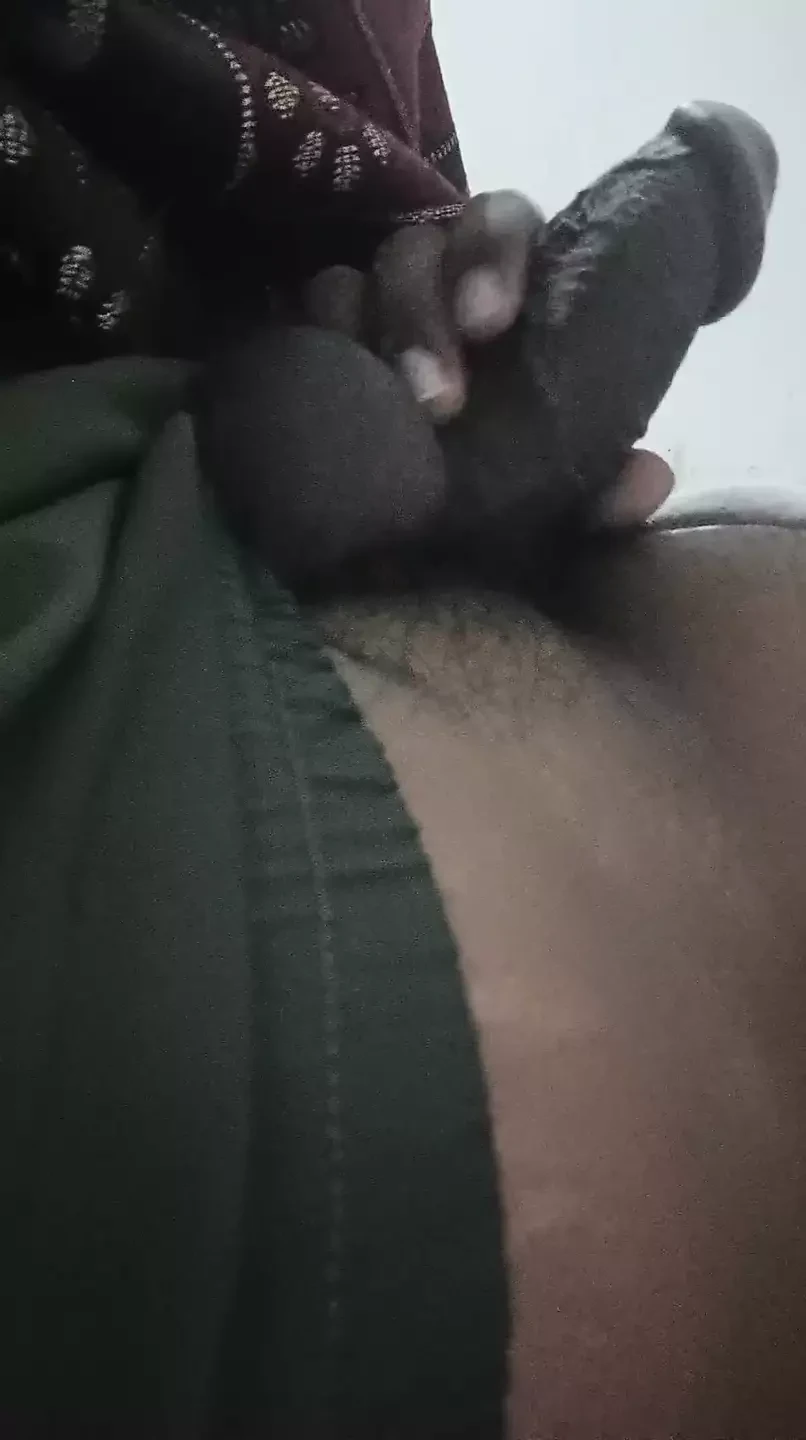 Stor svart kuk man natt handjob video