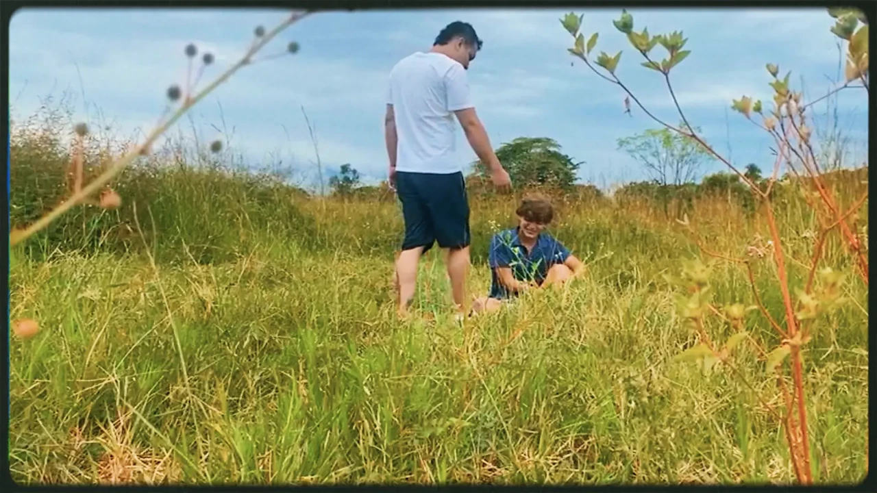 TWINK HAS AN ACCIDENT IN THE WOODS, A LUMBERJACK FINDS HIM AND ENDS UP FUCKING HIM