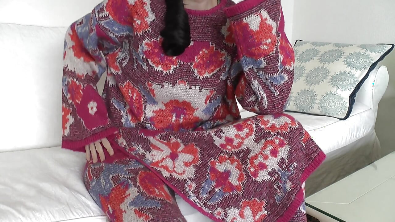 結婚式の4日前:タブーの遭遇 - セーターに精液をつける、レディ・ヴィクトリア・ヴァレンテ