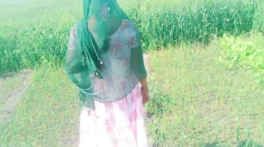 Video seks luar ruangan pertama bhabhi India