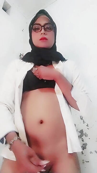 From Teacher to Cock Addict - Hijabi Sissy Mind Broken