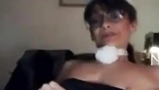 Поддразнивание и игрушка