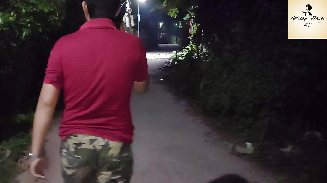 PEHLI BAAR AAPNE GIRLFRIEND SE MILNE JAKE DUSRI LARKI KO CHOD DALA